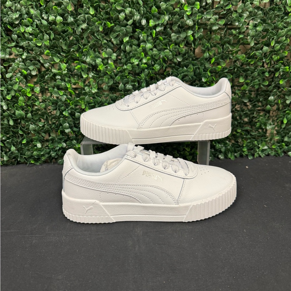 Puma Women's Sneakers in White